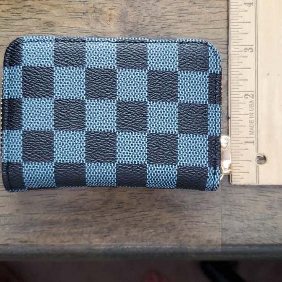 Zip Credit Card/Wallet - Picture 5 of 5